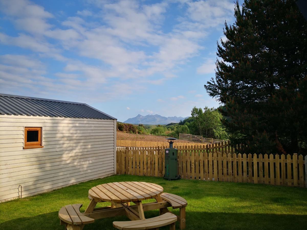 Isle Of Skye Camping Pods Екстериор снимка